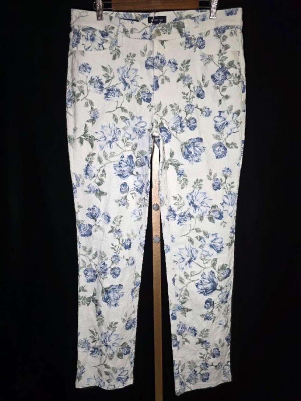 NWOT Charter Club Lexington Straight Embroidered Floral Pant 16